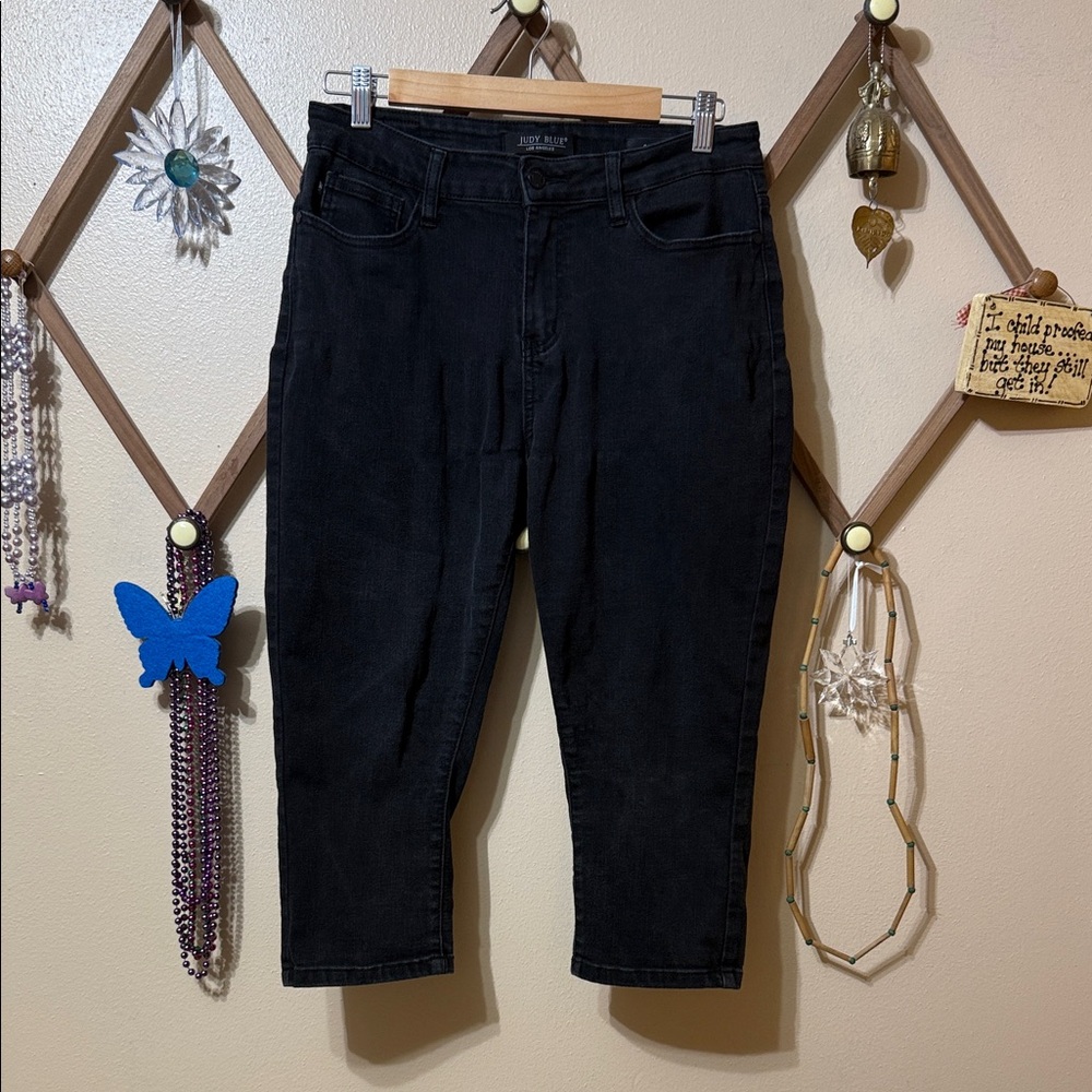 Judy Blue Women's Black Cropped Jeans